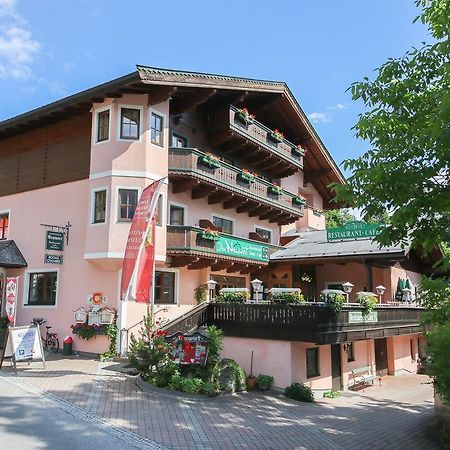 Landgasthof Neuwirt Lofer Bagian luar foto