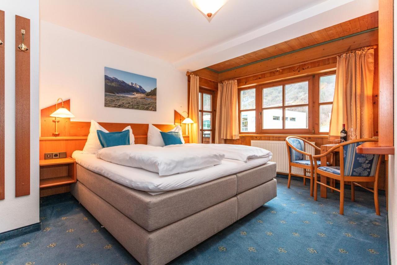 Landgasthof Neuwirt Lofer Bagian luar foto
