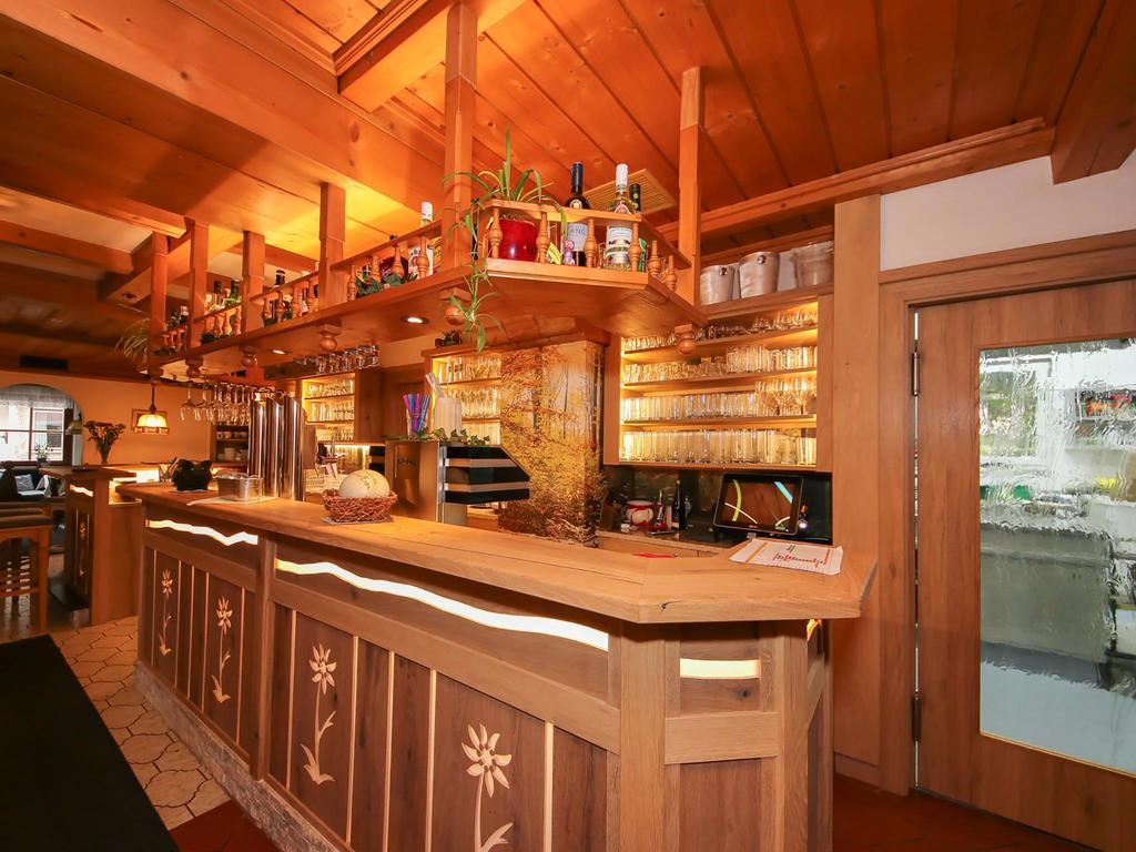 Landgasthof Neuwirt Lofer Bagian luar foto
