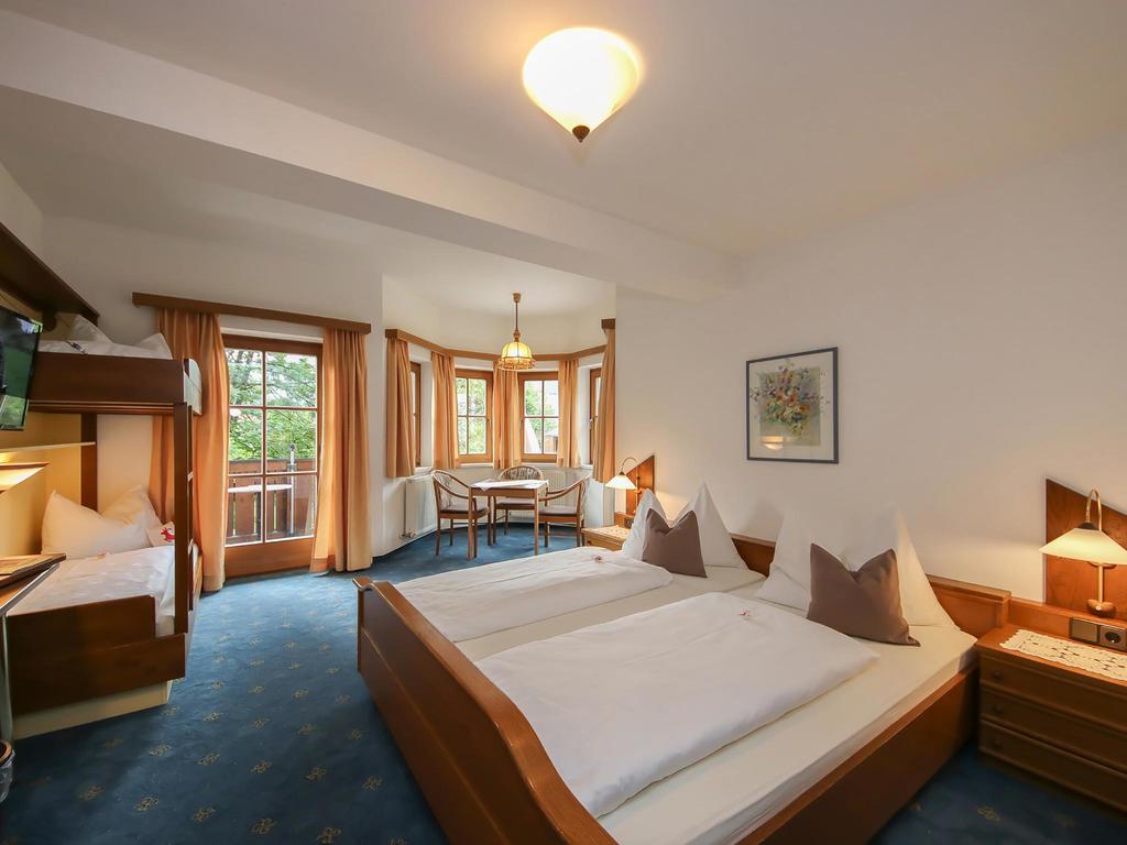 Landgasthof Neuwirt Lofer Bagian luar foto